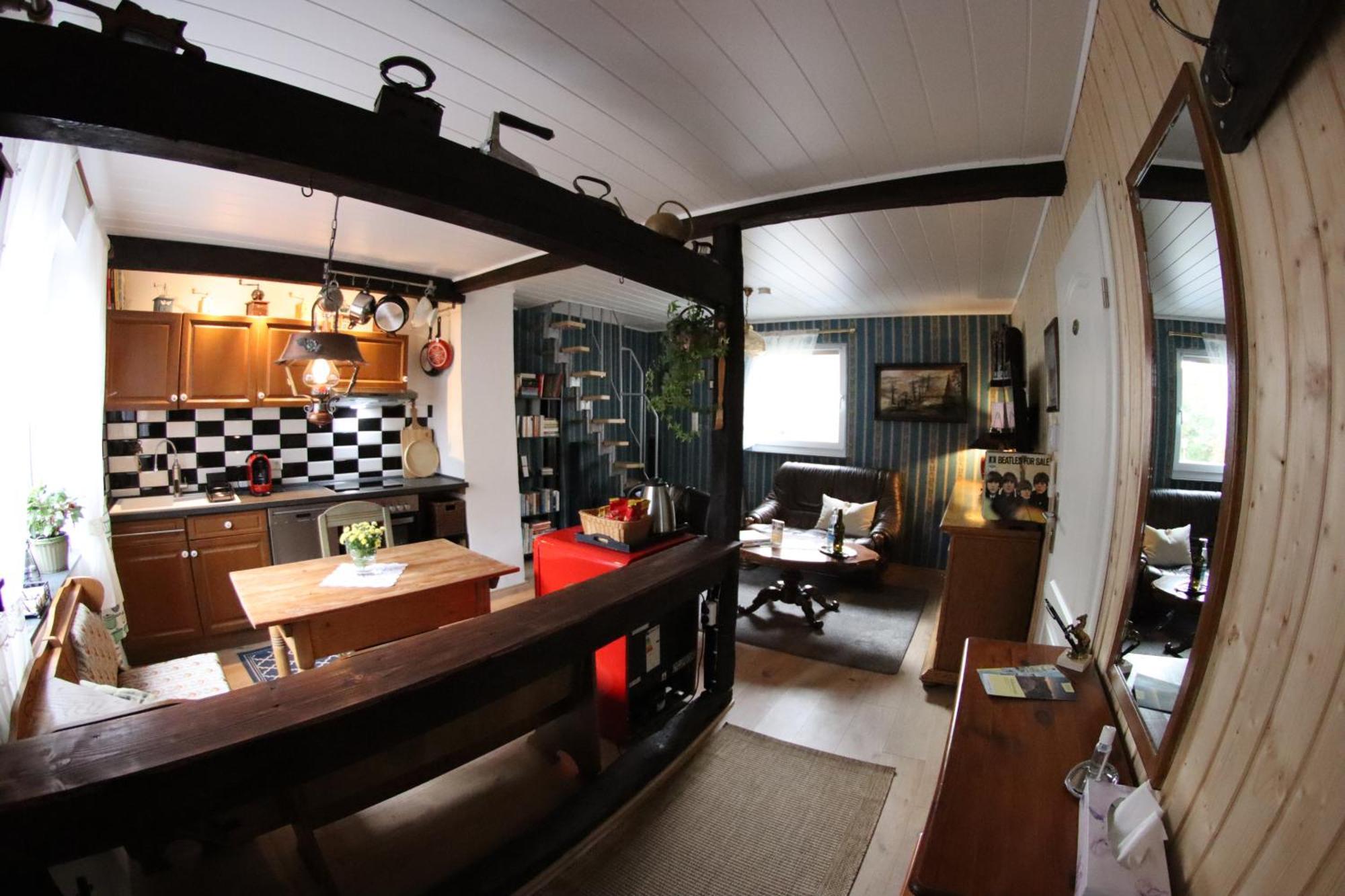 Altes Haeusle Am Waschbach Anno 1625 Und Doppelzimmer *