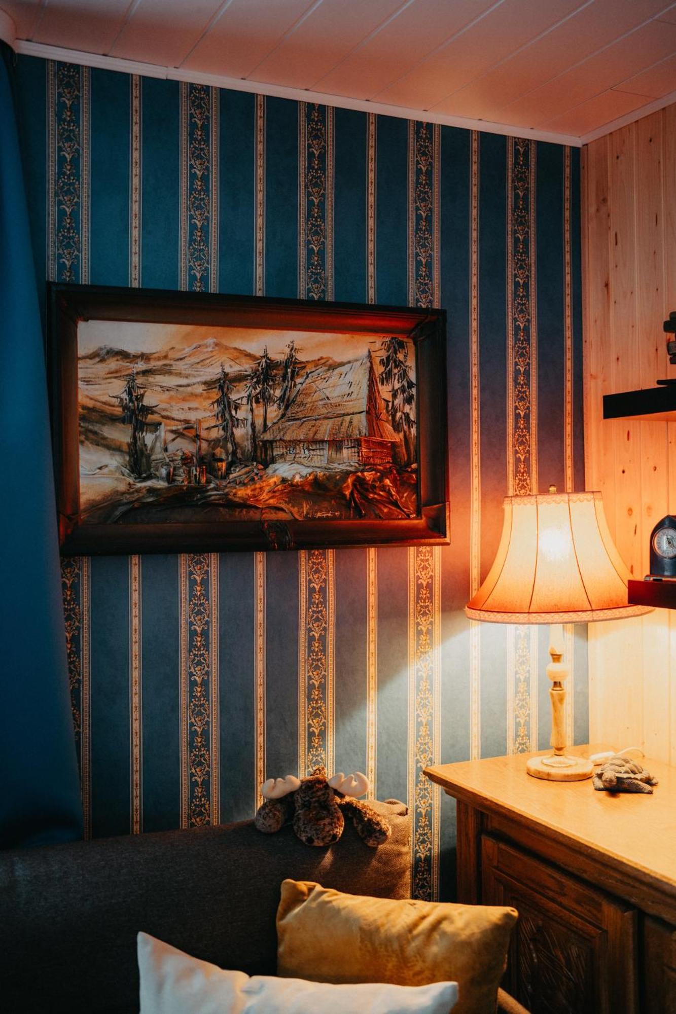 Appartement Altes Haeusle Am Waschbach Anno 1625 Und Doppelzimmer *
